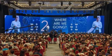 1750501756-zack-kass-yapay-zek-da-nsan-zihnine-esdeger-bir-noktaya-her-gecen-gun-daha-fazla-yaklsiyoruz-1