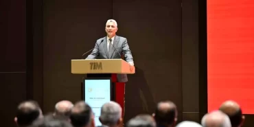 bakan-bolat-hizmet-ihracati-hedefi-121-milyar-18783052_amp