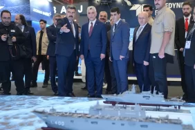 326698713-1753444868