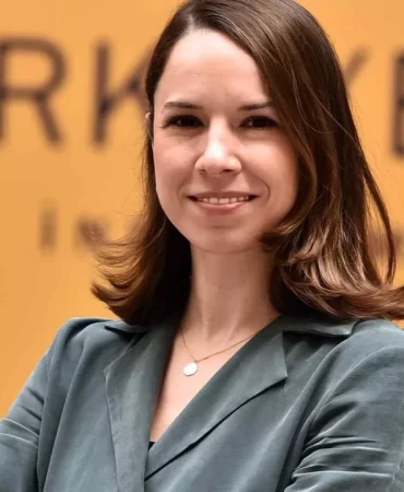 banu-keskin-yapi-fuari-direktoru-hyve-group-scaled