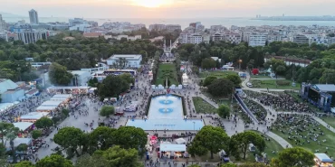 ief-2025-kulturparkta-ziyaretcilerini-bekliyor-092443-20250828