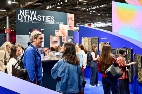 bursali-tekstilcilerden-pariste-fuar-cikarmasi-1758522793