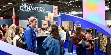 bursali-tekstilcilerden-pariste-fuar-cikarmasi-1758522793