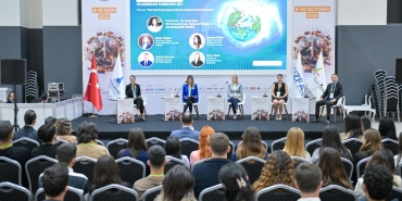 logistech-lojistik-dunyasini-izmirde-bulusturdu_68f2c66b7105e (1)